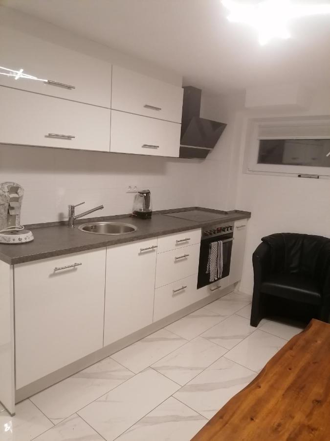 Schoene Einliegerwohnung In Hechingen Εξωτερικό φωτογραφία